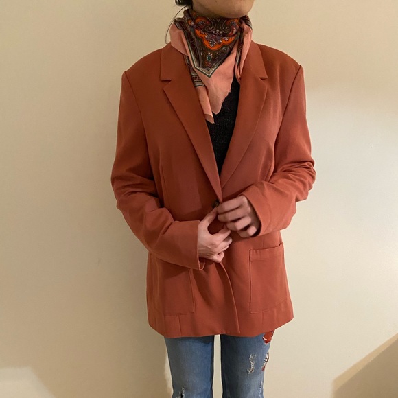 Blazer - Picture 10 of 11